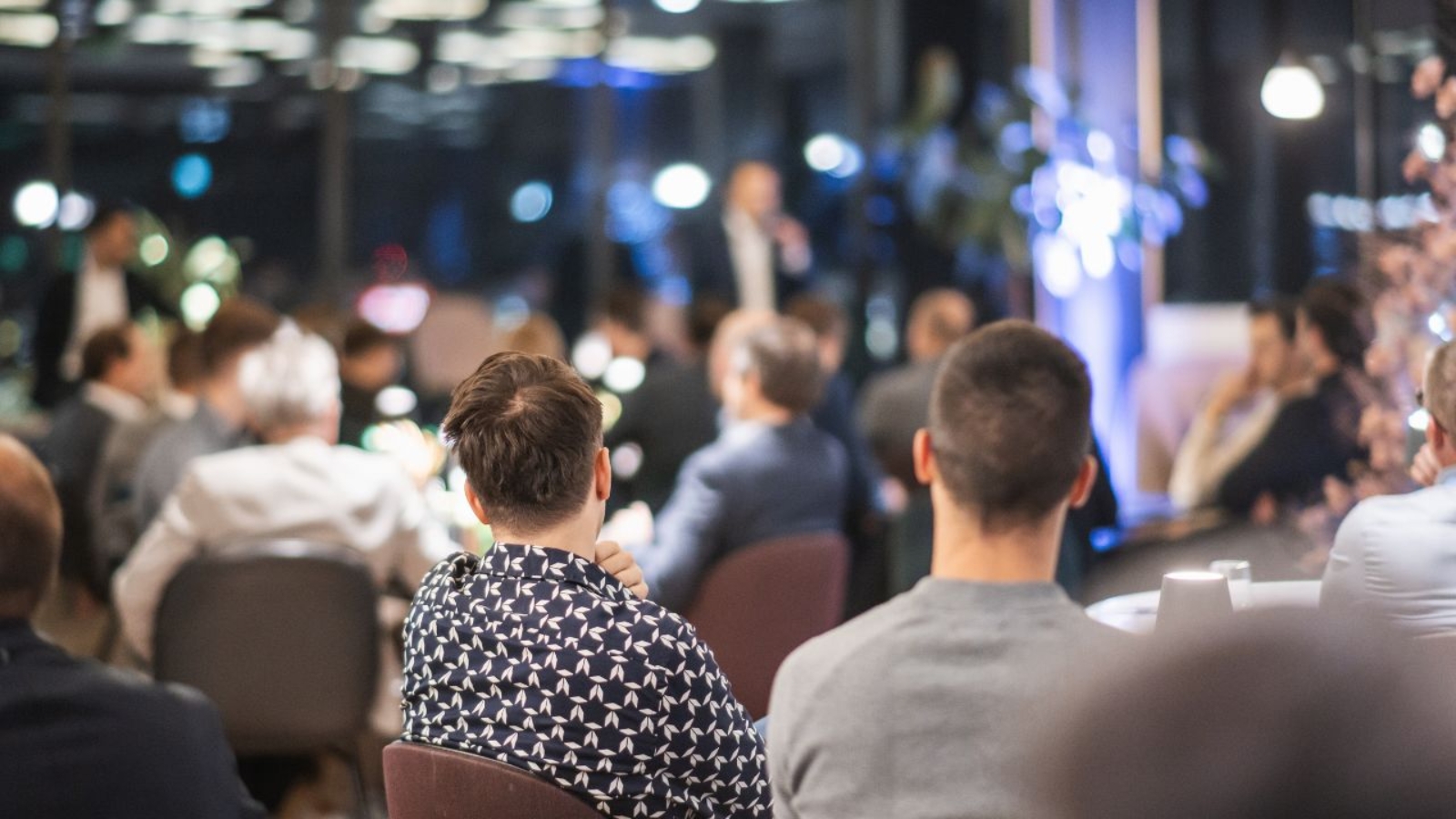 Dlaczego River Club jest idealnym miejscem do organizacji eventów firmowych na Wiśle