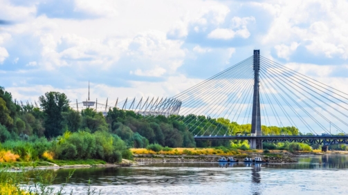 Fotografia ślubna na tle Wisły – magiczna sceneria River Club